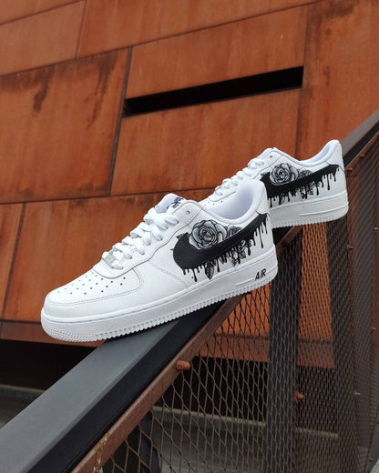 Custom Sneaker Rose Black Drips