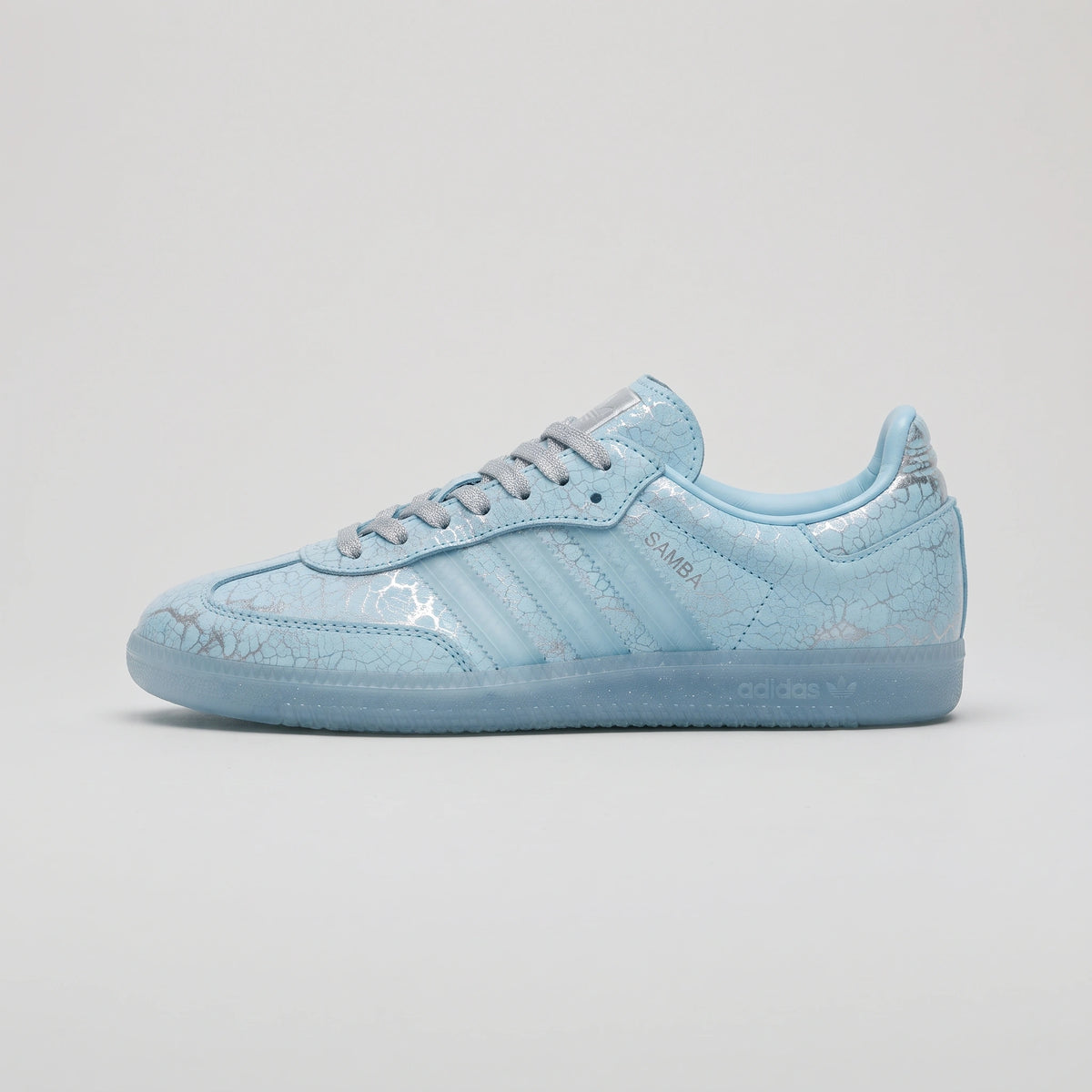 Custom Sneaker Frosted Iceberg & Cracked Glaze