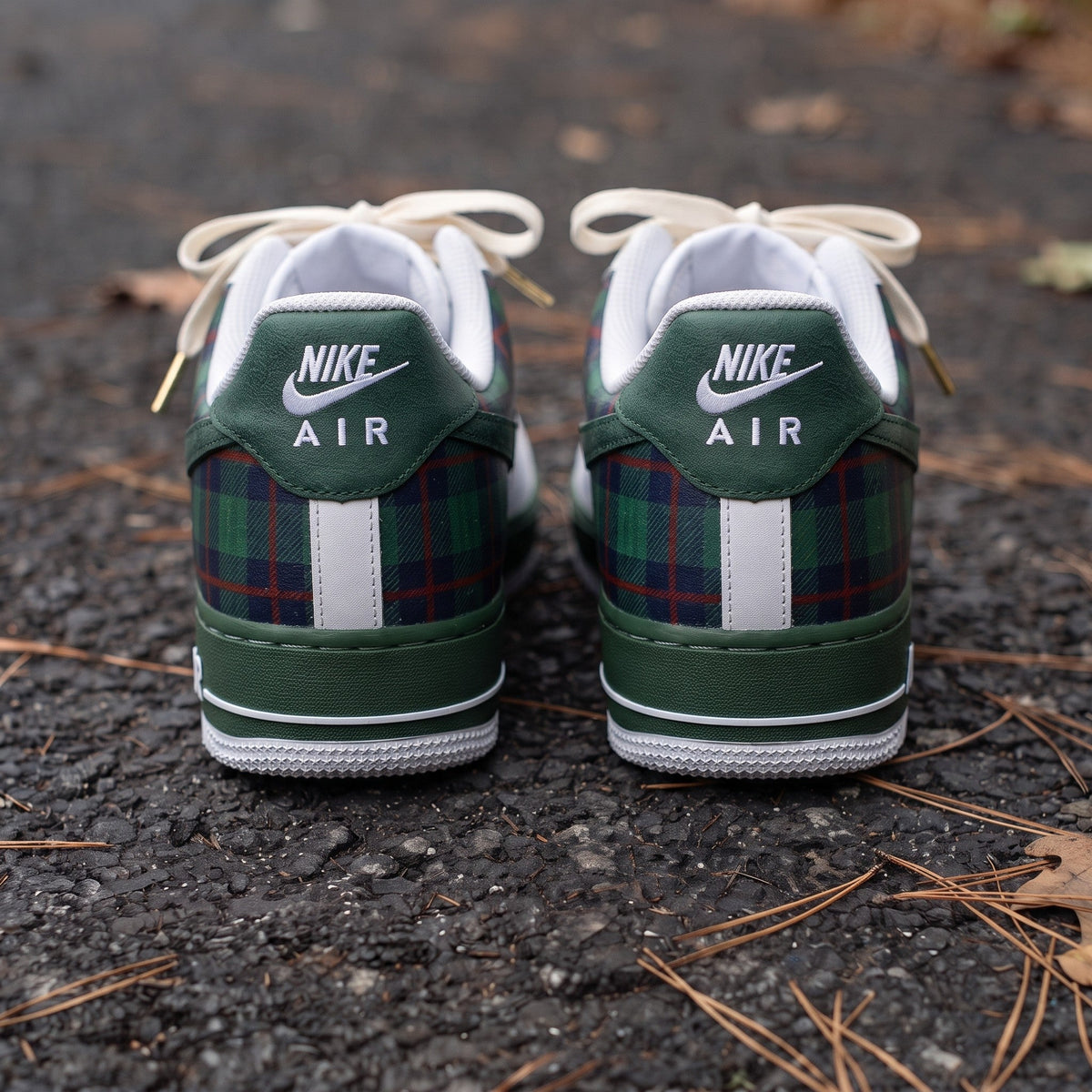 Custom Sneaker Christmas Tartan Plaid - heel back