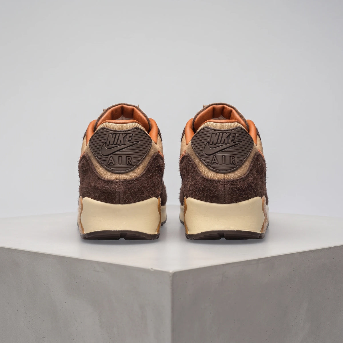 Custom Sneaker Desert Mocha Cactus Lows