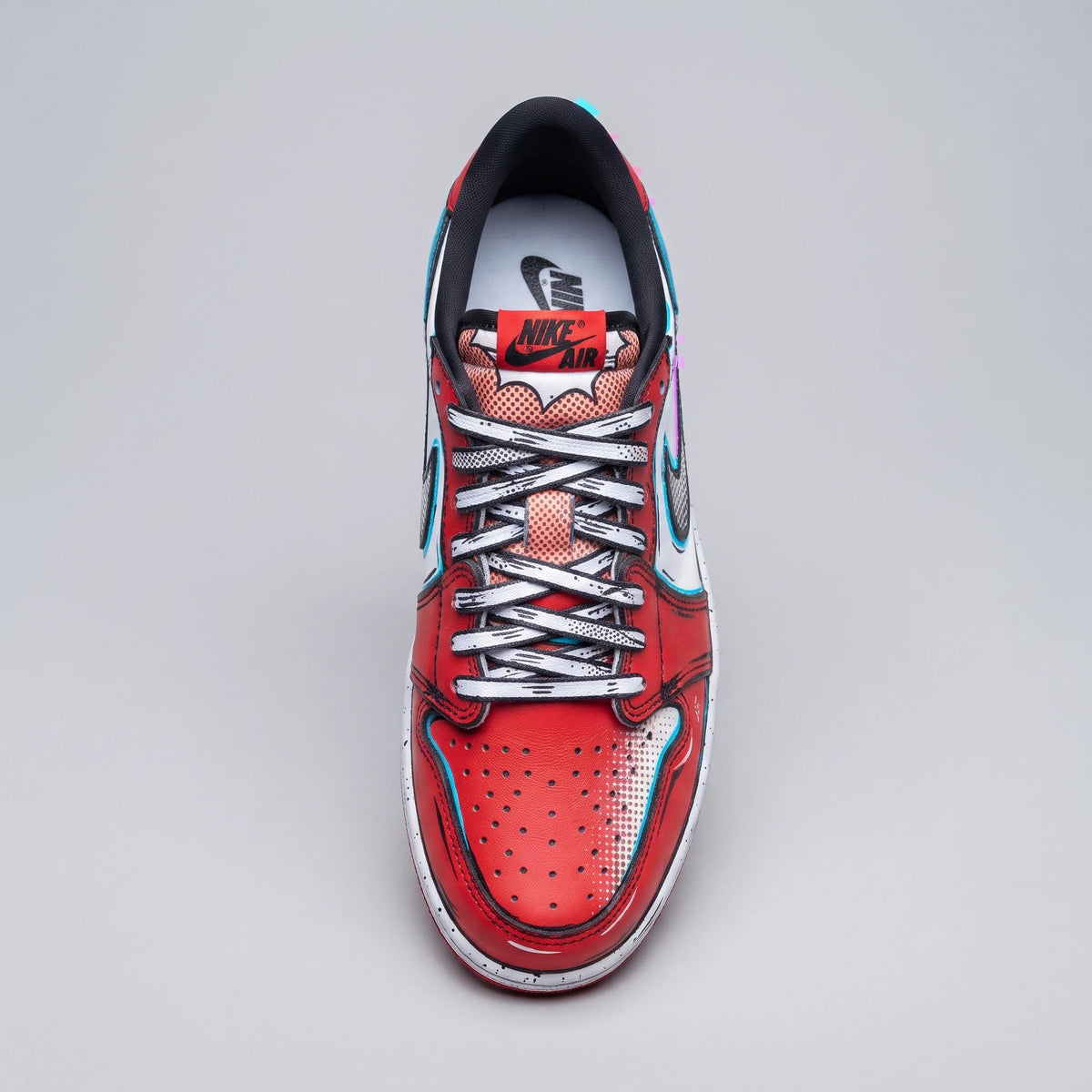 Custom Sneaker Comic Pop-Art & Multi-Dimension Glitch