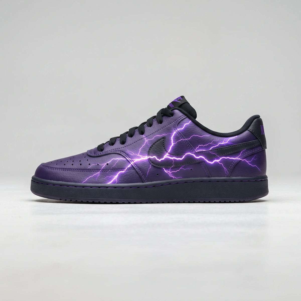 Custom Sneaker Electric Lightning Purple Lows