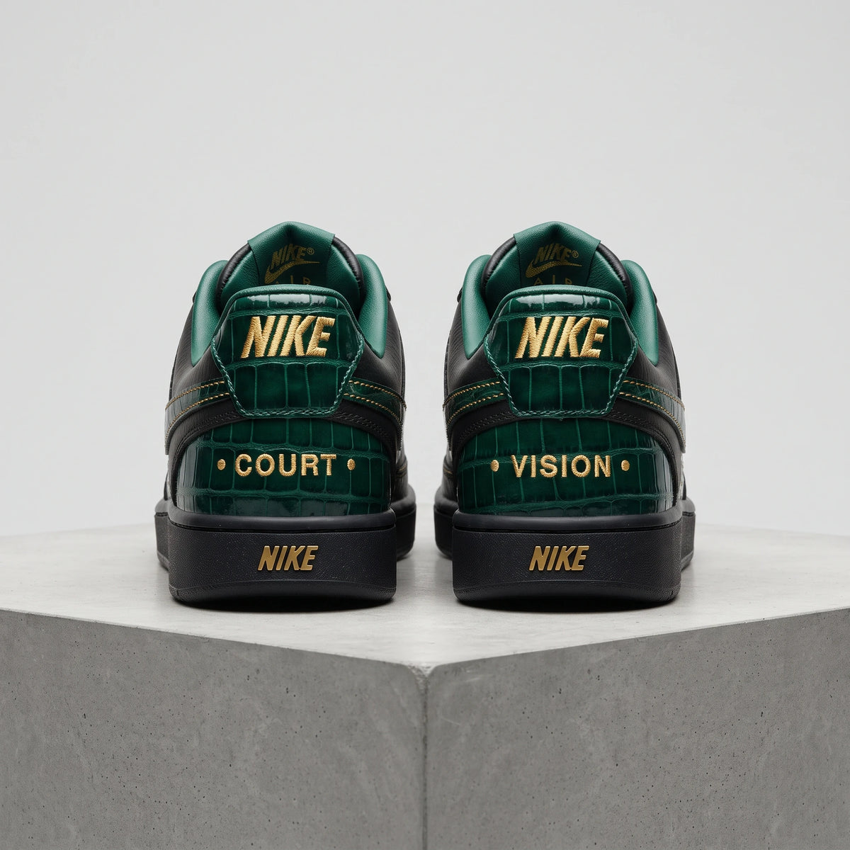 Custom Sneaker Emerald Croc Gold Chain Lows