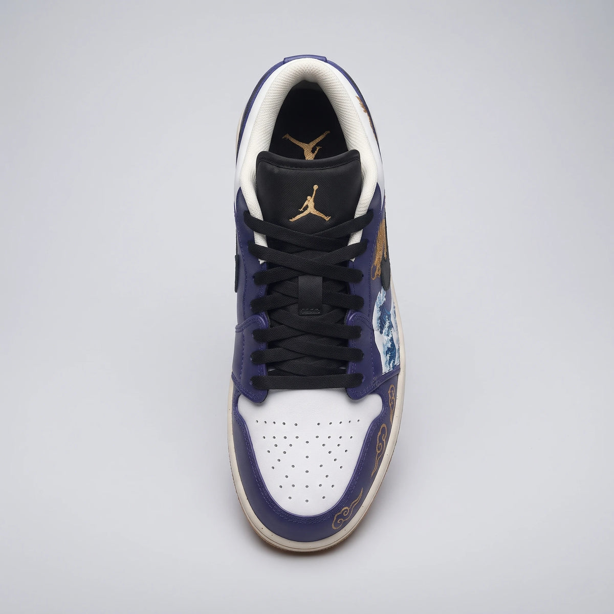 Custom Sneaker Great Wave & Imperial Gold Dragon
