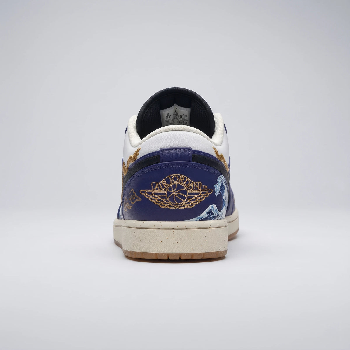 Custom Sneaker Great Wave & Imperial Gold Dragon
