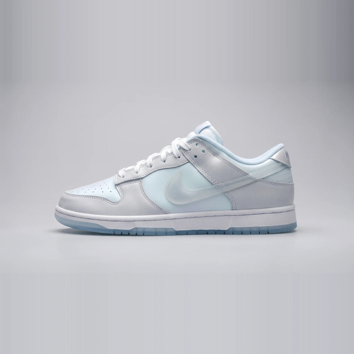 Custom Sneaker Iceberg Iridescent Pearl