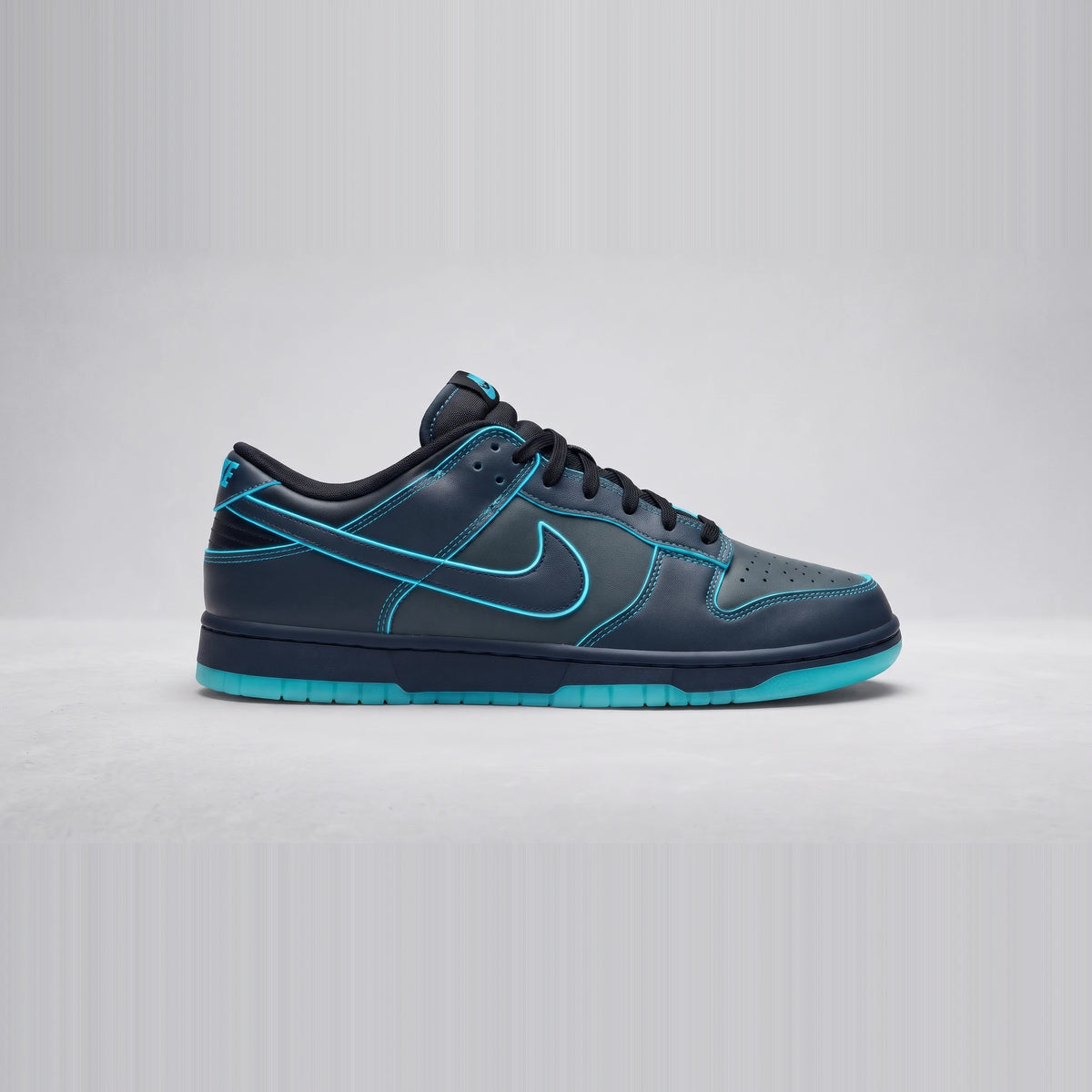 Custom Sneaker Midnight Frost Neon Cyan