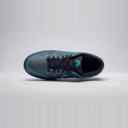 Custom Sneaker Midnight Frost Neon Cyan