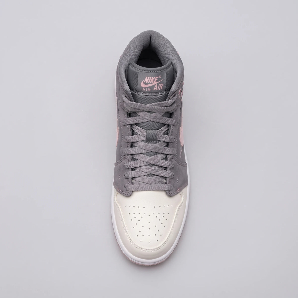 Custom Sneaker Sakura Blossom & Shadow Smoke Mids
