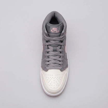 Custom Sneaker Sakura Blossom & Shadow Smoke Mids