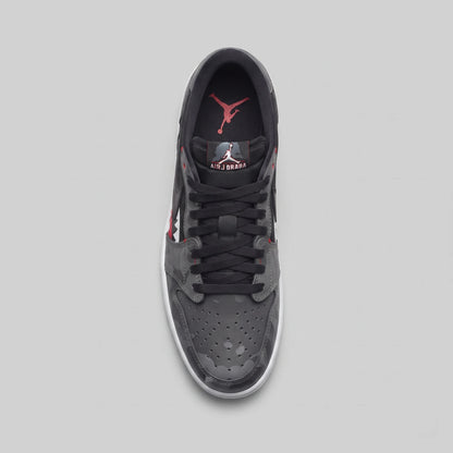 Custom Sneaker Savage Street Shark Jaw
