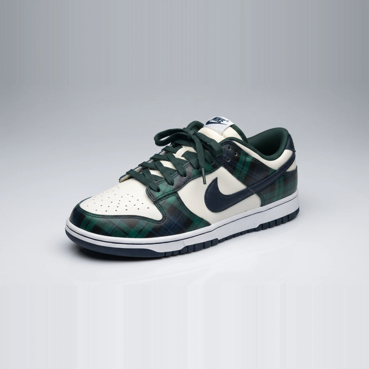 Custom Sneaker Scottish Blackwatch Tartan