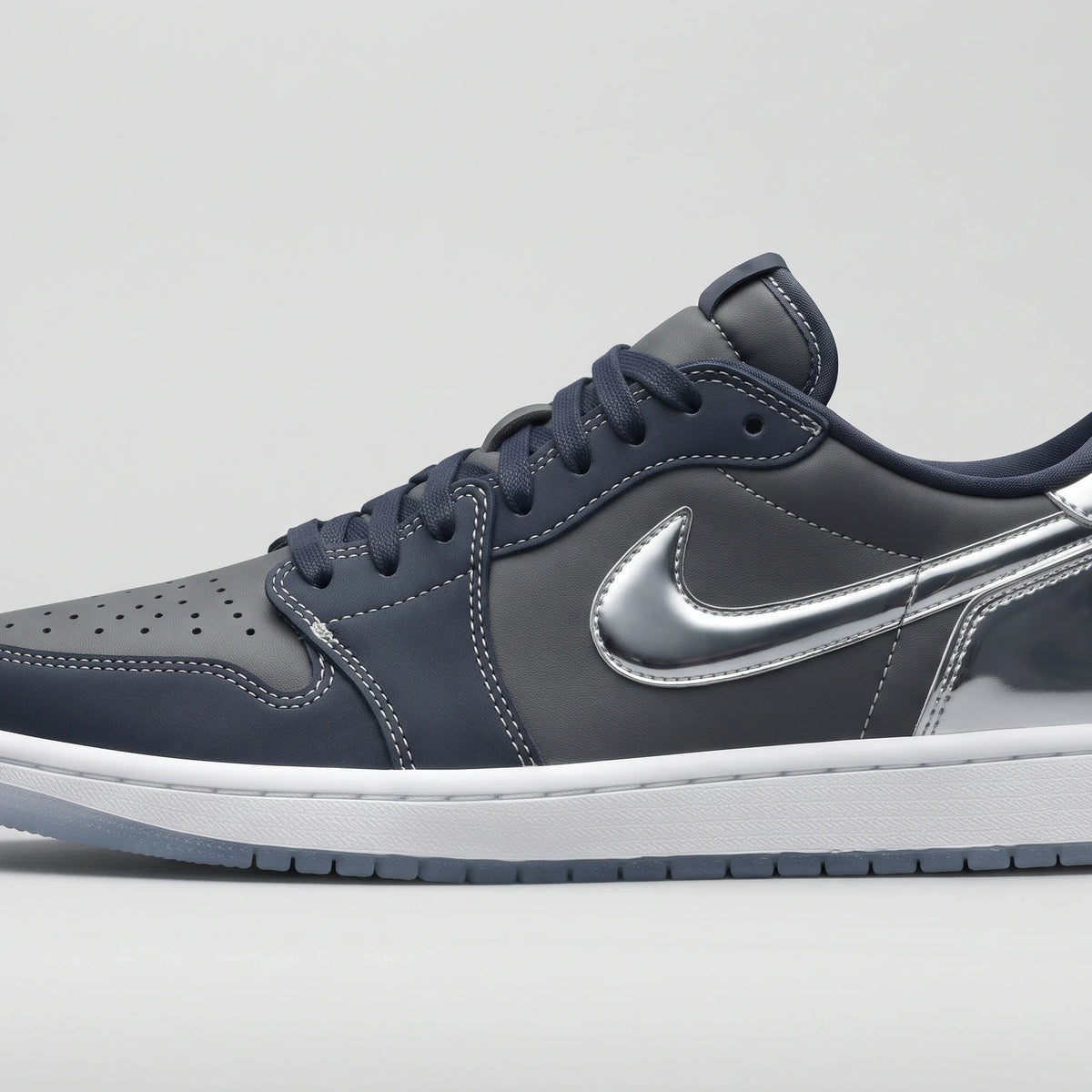 Custom Sneaker Sleek Liquid Chrome Mercury