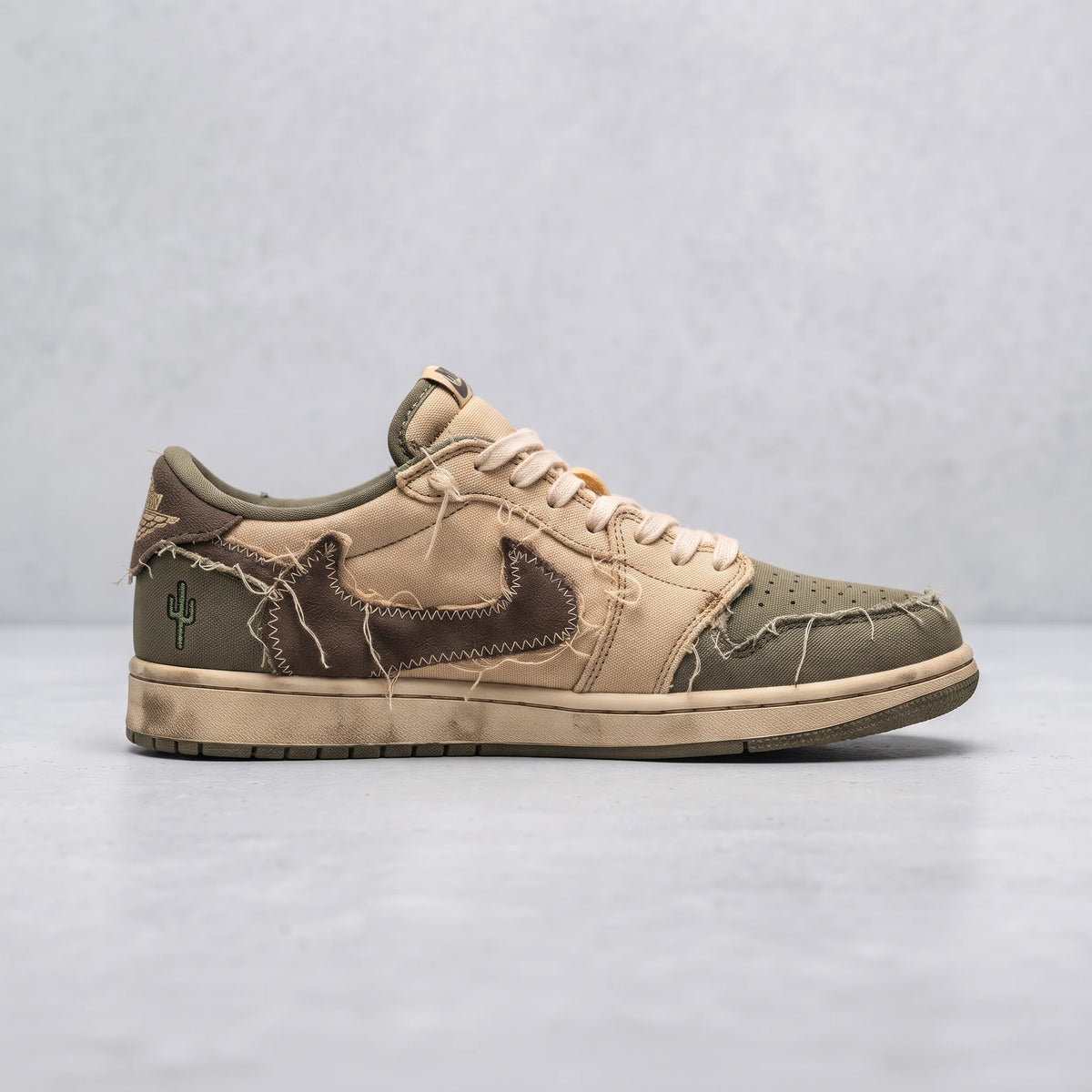 Custom Sneaker Travis Cactus Deconstructed Raw Canvas